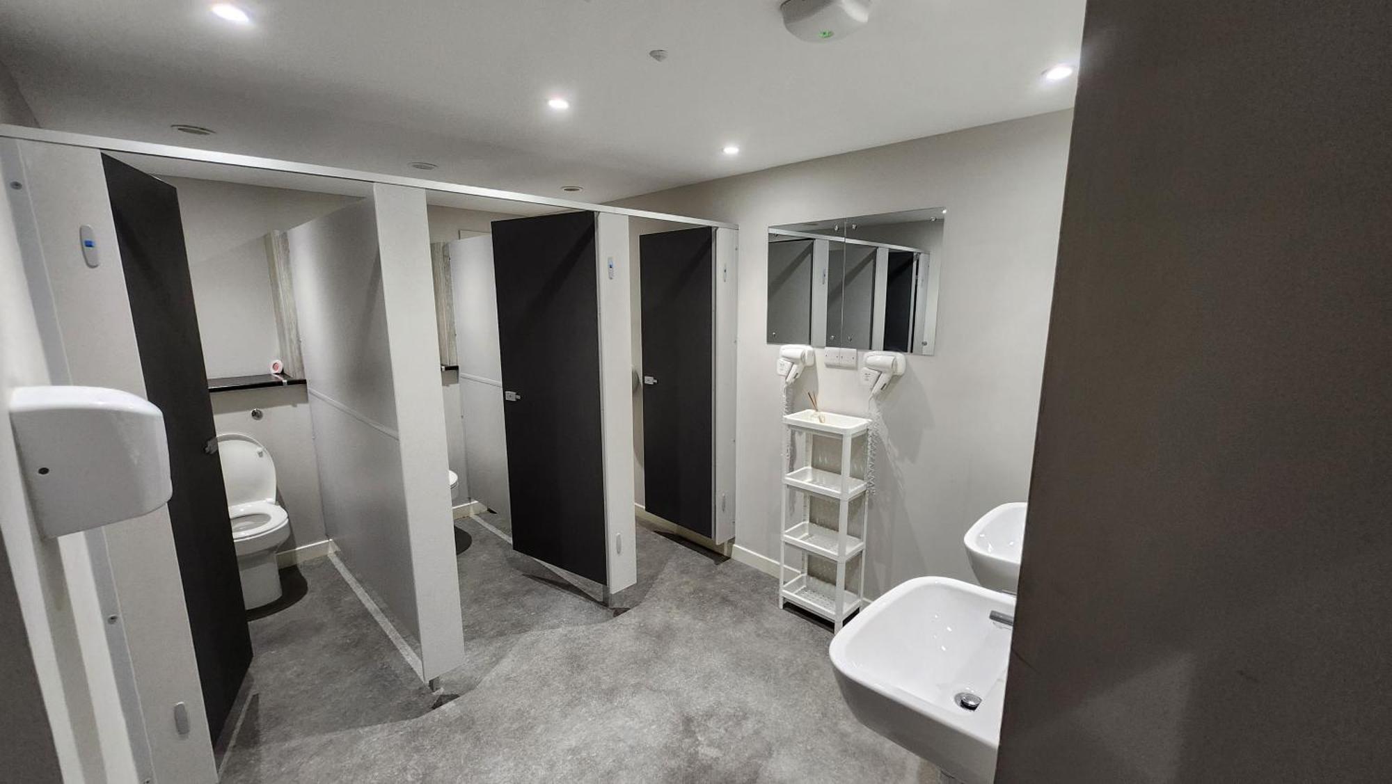 Matrix Hostel Единбург Екстериор снимка