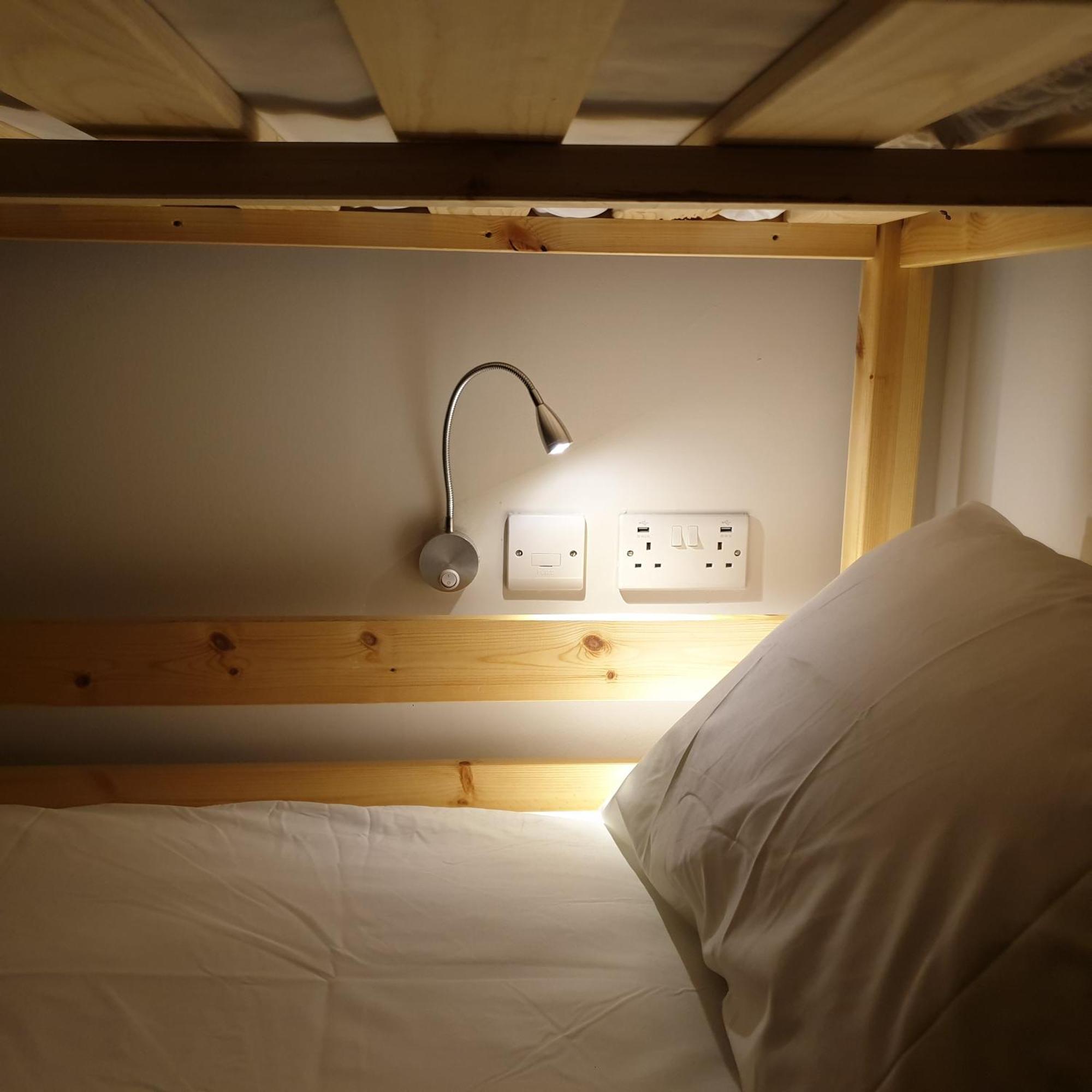 Matrix Hostel Единбург Екстериор снимка